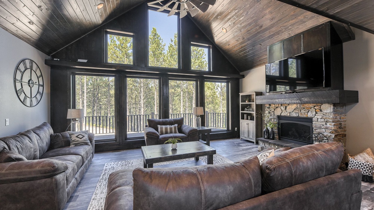 Photo of Livingroom in Deadwood