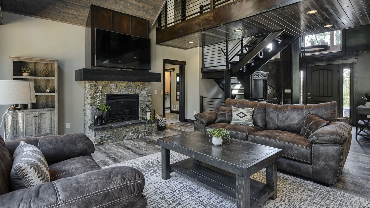 Photo of Livingroom in Deadwood