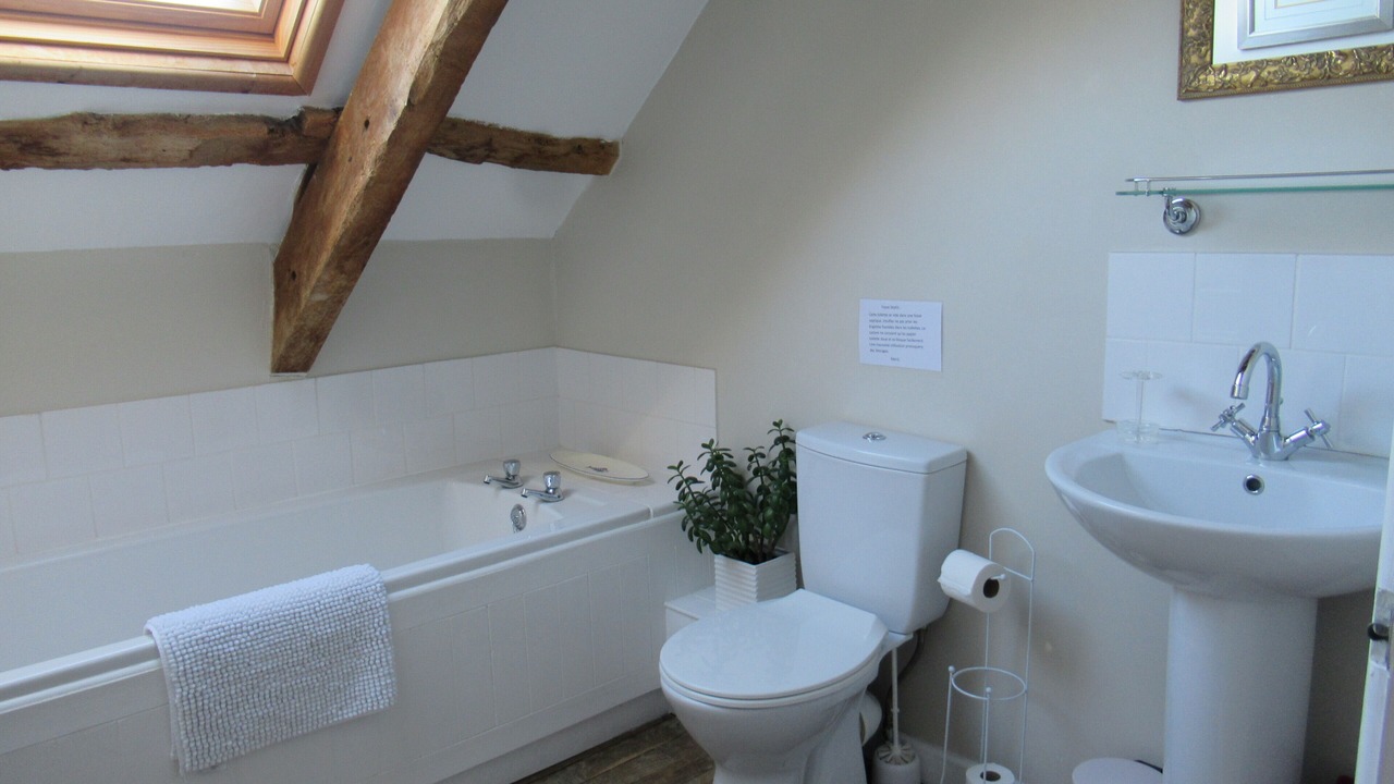 Photo of Bathroom in Saint-Martin-des-Pres