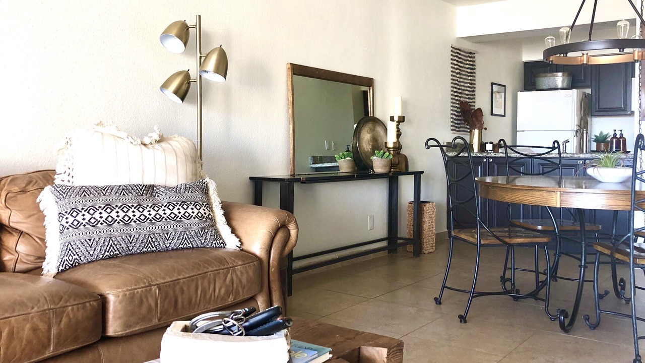 Photo of Livingroom in South Scottsdale