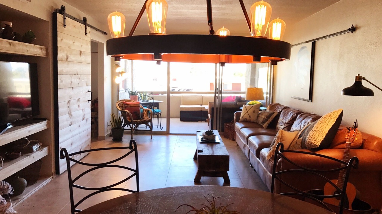 Photo of Livingroom in South Scottsdale
