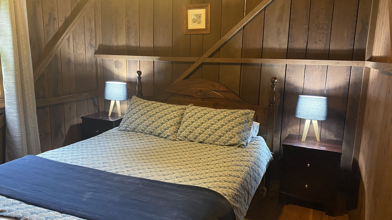 Photo of Bedroom in Grose Vale
