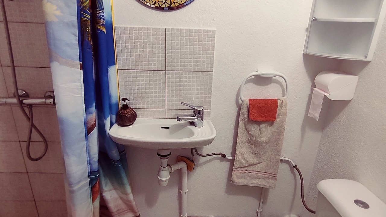 Photo of Bathroom in Le Gosier