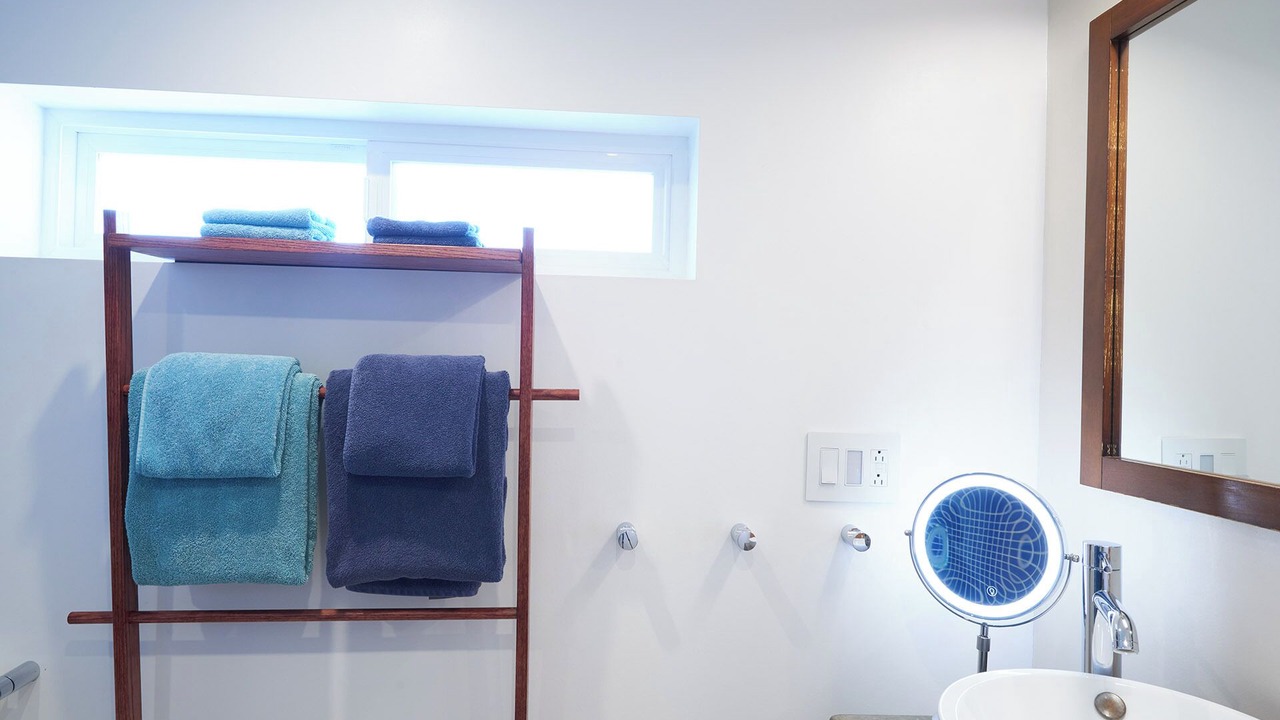 Photo of Bathroom in Sam Hughes