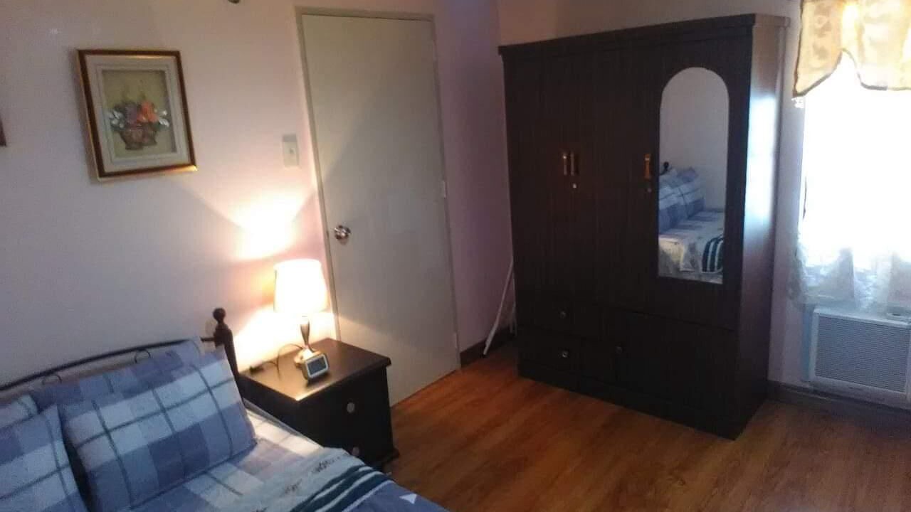 Photo of Bedroom in Highway Hills
