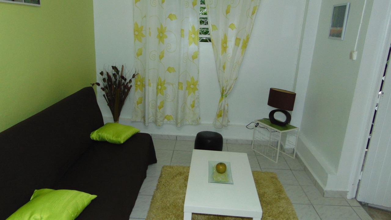 Photo of Livingroom in Lamentin