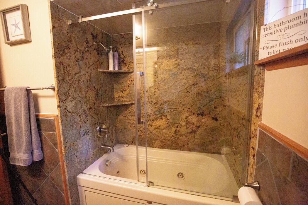 Photo of Bathroom in Lower Kingsbury