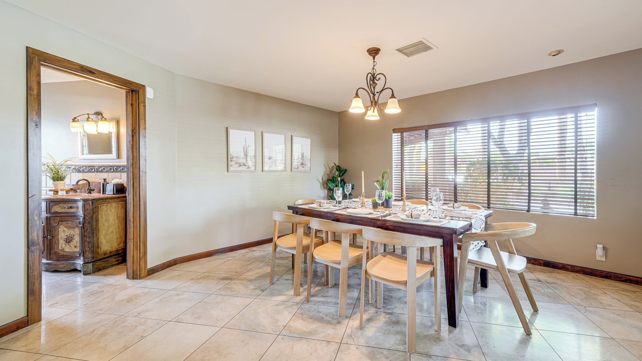 Photo of Livingroom in South Scottsdale