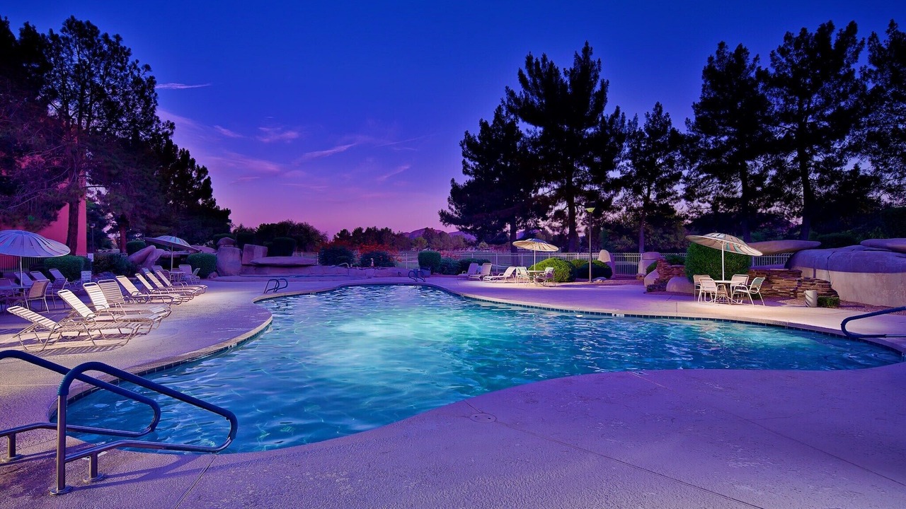Photo of Outdoor in Paradise Valley Village