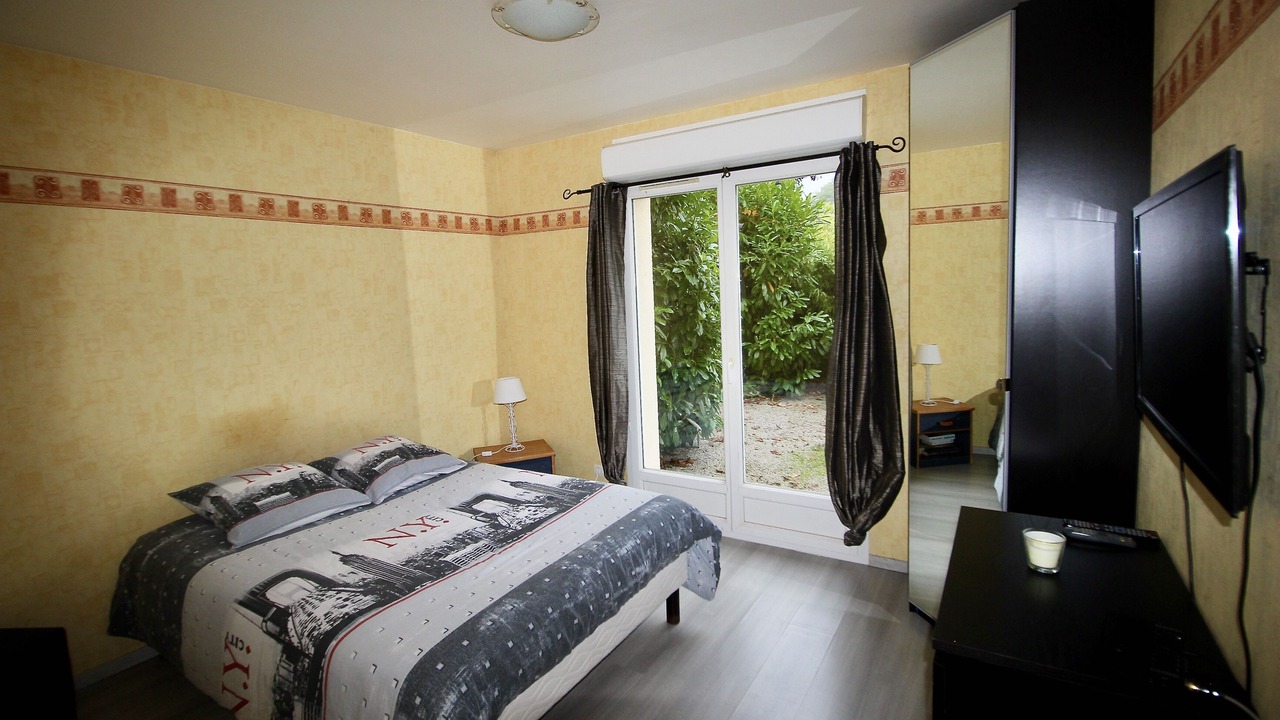 Photo of Bedroom in Berou-la-Mulotiere