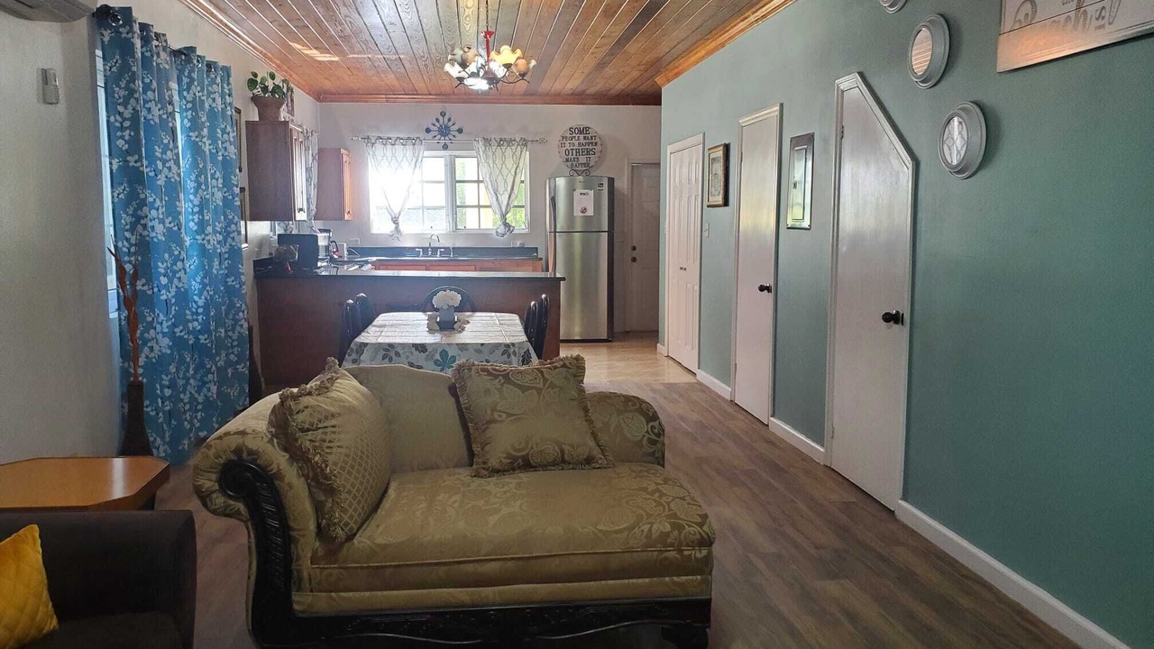 Photo of Livingroom in Nassau