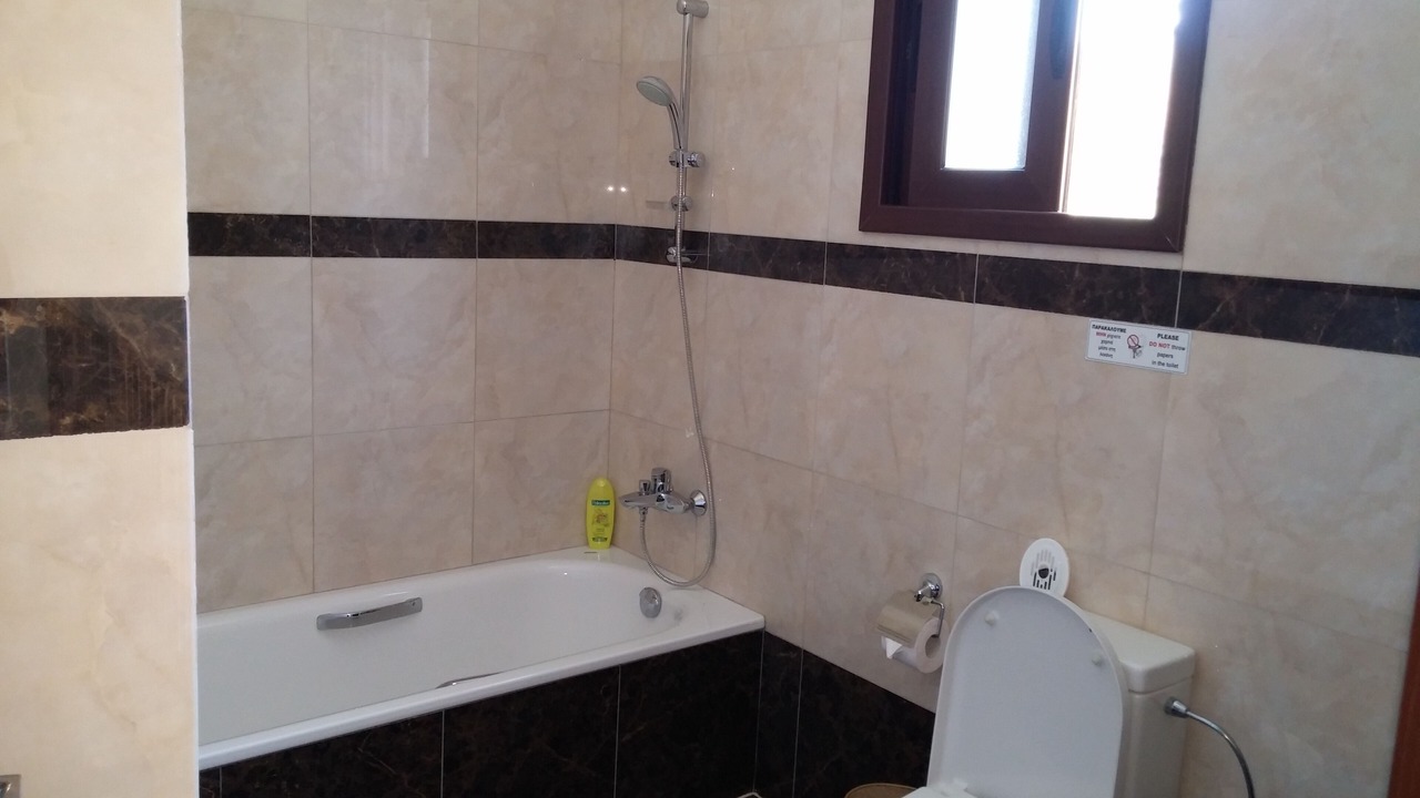 Photo of Bathroom in Stroumpi