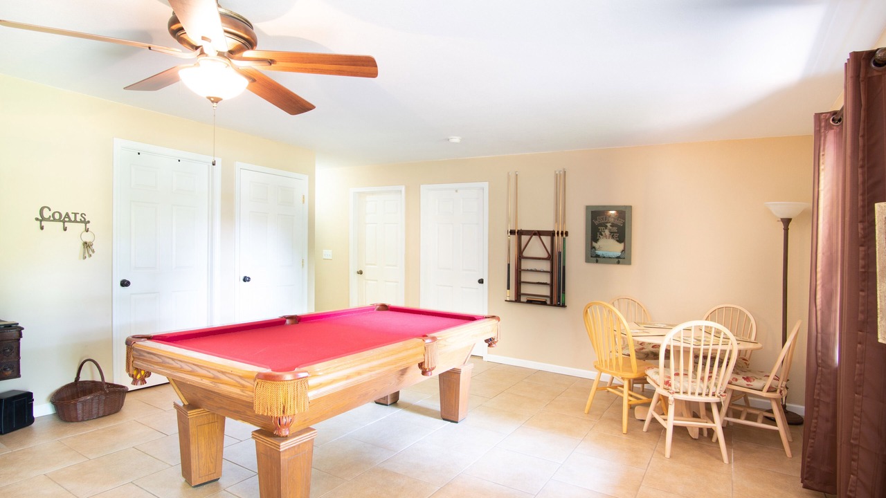 Photo of Bedroom in Hayesville