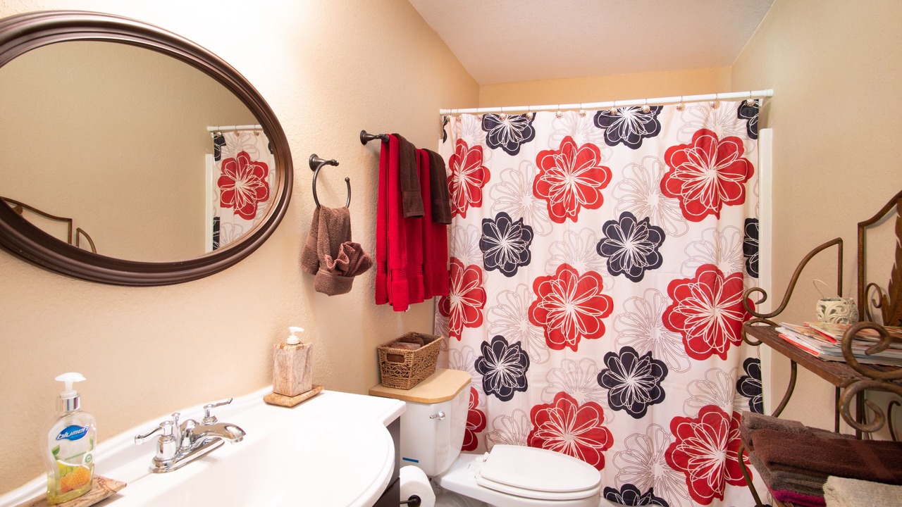 Photo of Bathroom in Hayesville