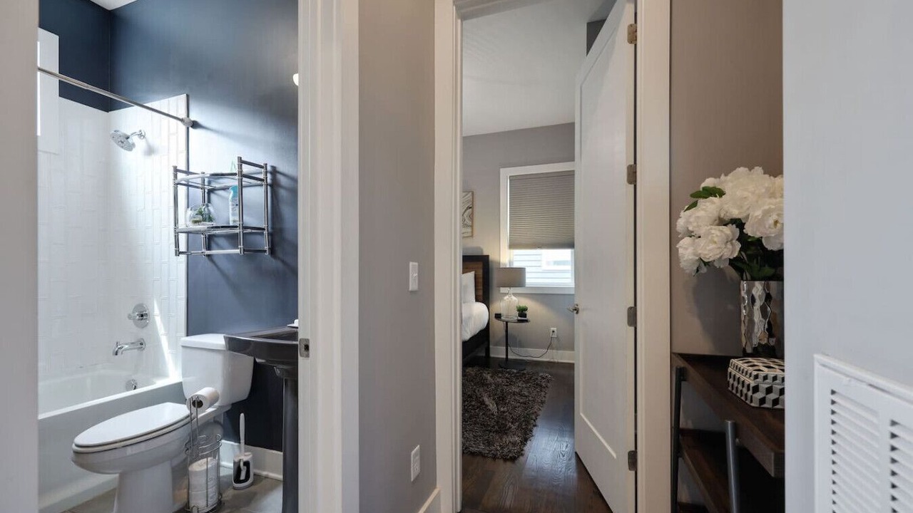 Photo of Bathroom in Edgehill
