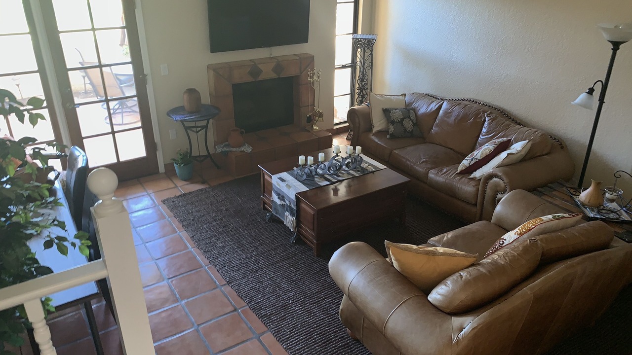 Photo of Livingroom in Biltmore Courts
