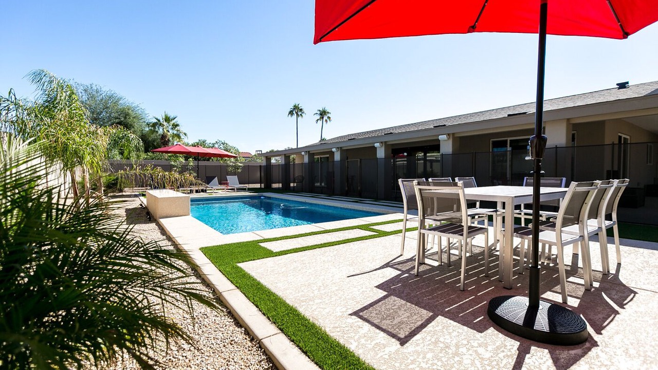 Photo of Outdoor in Thunderbird East