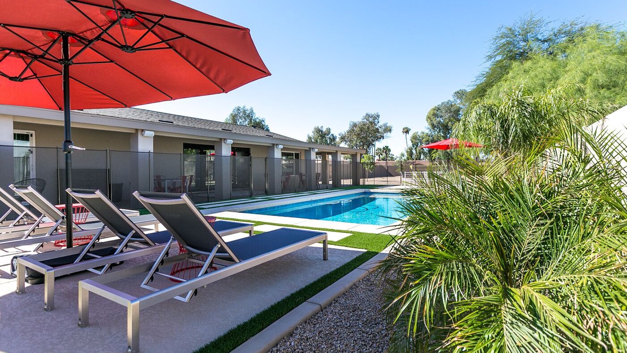 Photo of Outdoor in Thunderbird East
