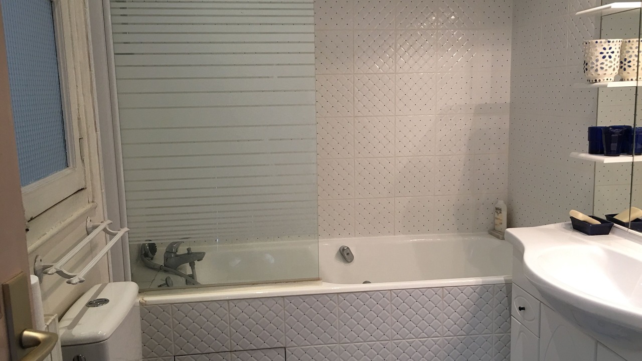 Photo of Bathroom in Notre-Dame-des-Champs