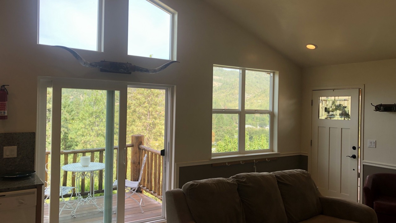 Photo of Patio Balcony in Shady Cove