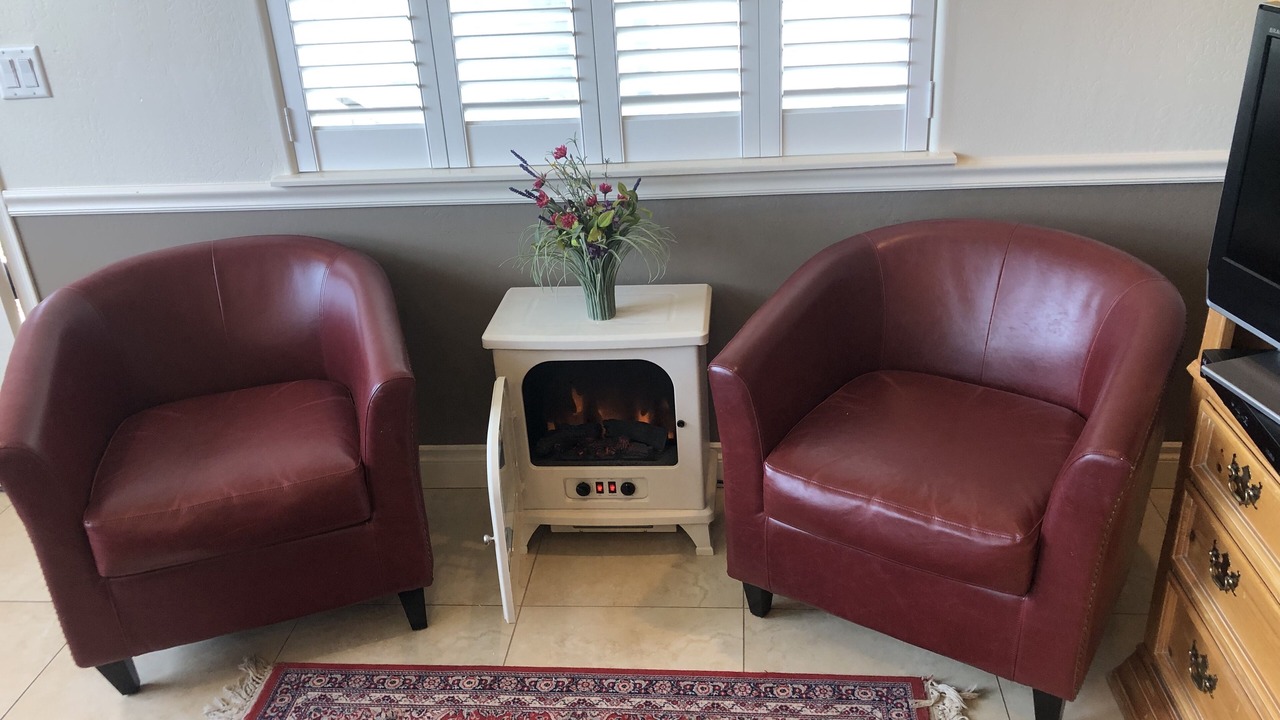 Photo of Livingroom in Shady Cove