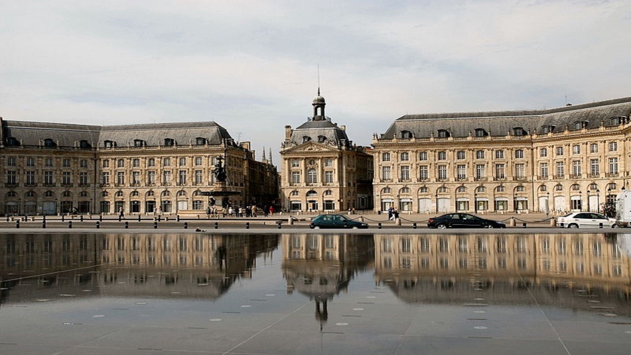 Photo of Others in Hotel de Ville - Quinconces