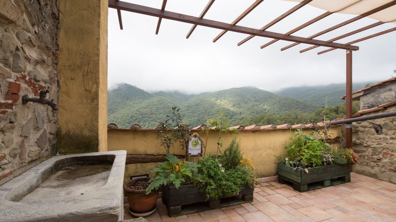 Photo of Patio Balcony in Boveglio