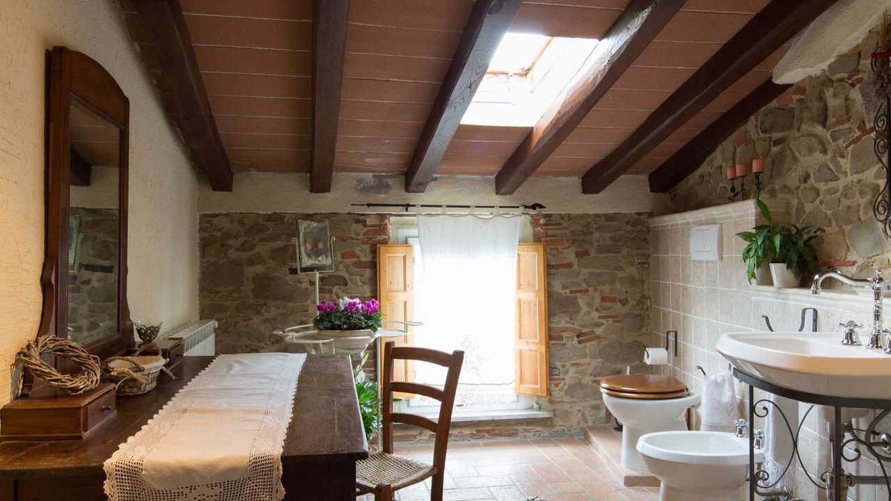 Photo of Bathroom in Boveglio