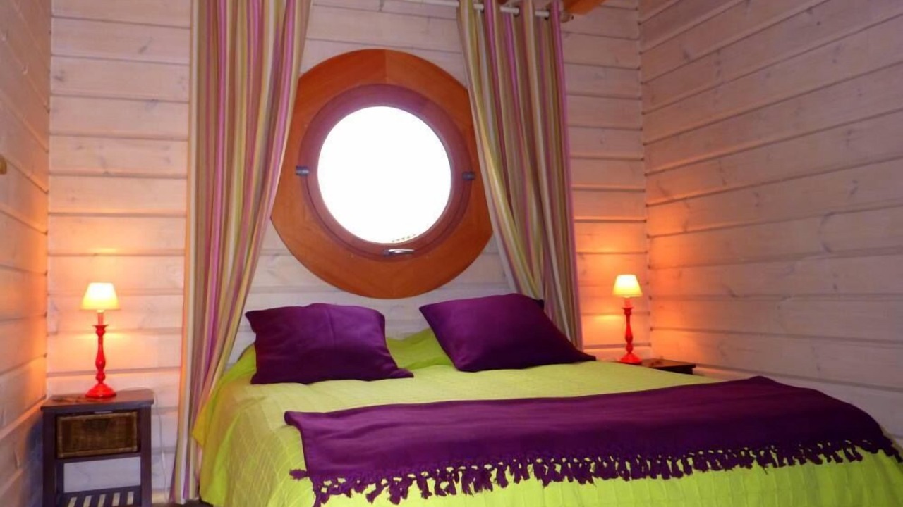 Photo of Bedroom in Plogoff