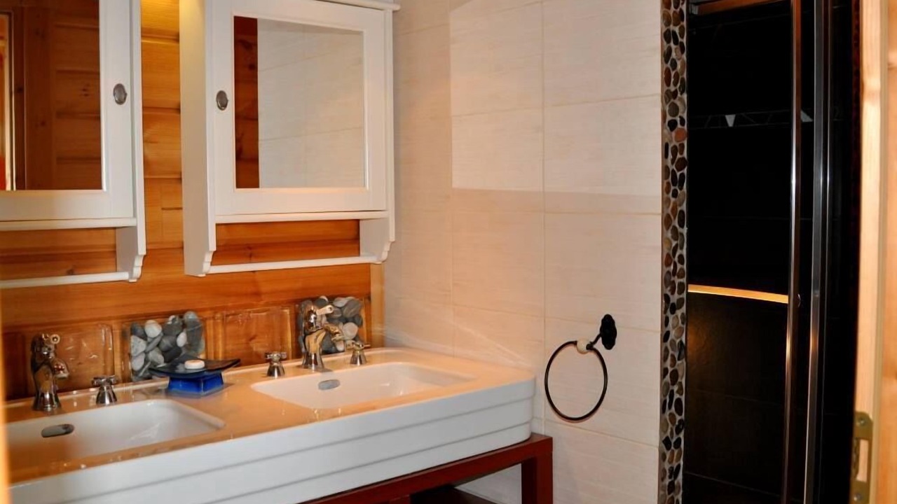 Photo of Bathroom in Plogoff