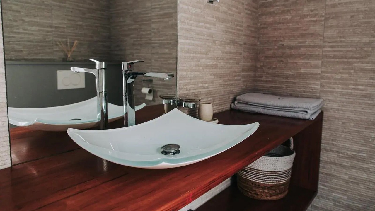 Photo of Bathroom in Malendure