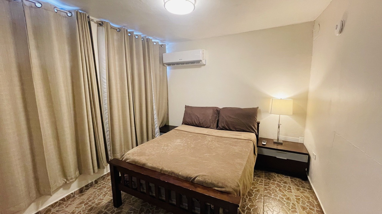 Photo of Bedroom in Bucana