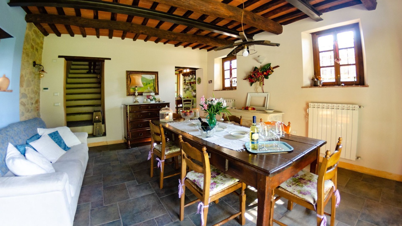 Photo of Bedroom in Massa e Cozzile