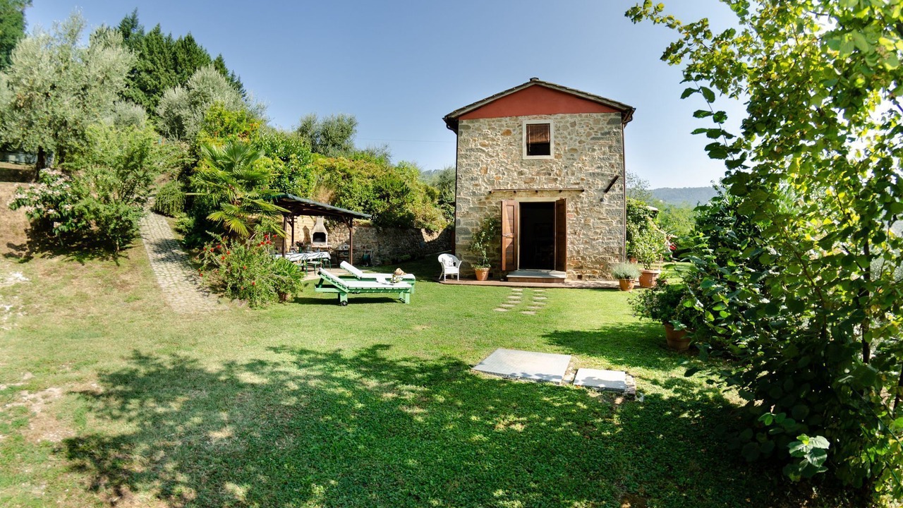 Photo of Outdoor in Massa e Cozzile