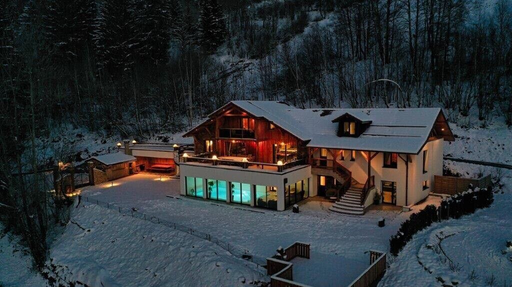 Photo of Outdoor in Ventron