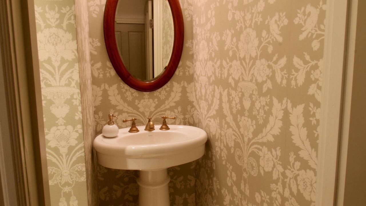 Photo of Bedroom in Near Northeast