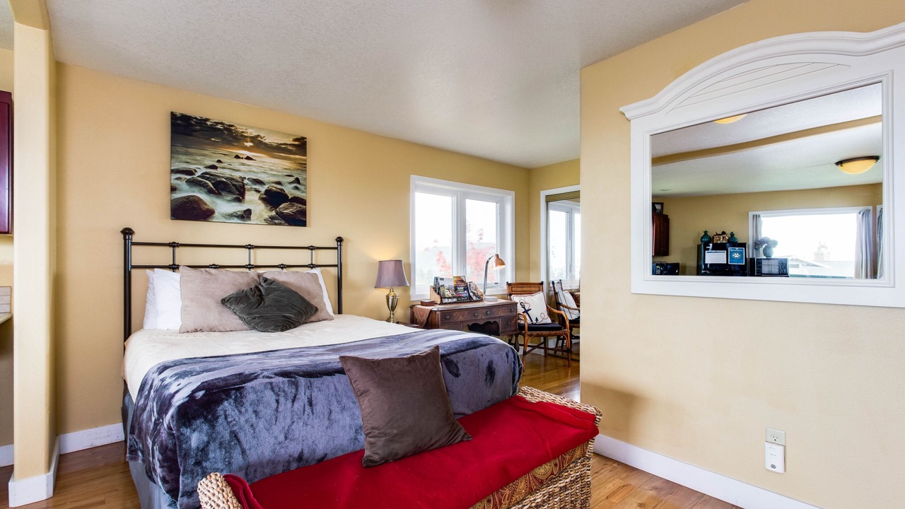 Photo of Bedroom in Pacific City
