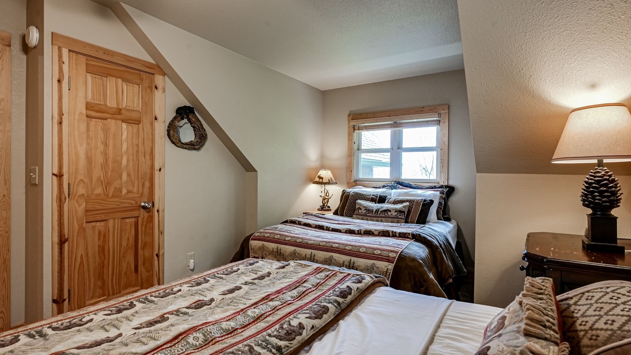 Photo of Bedroom in Eagle River