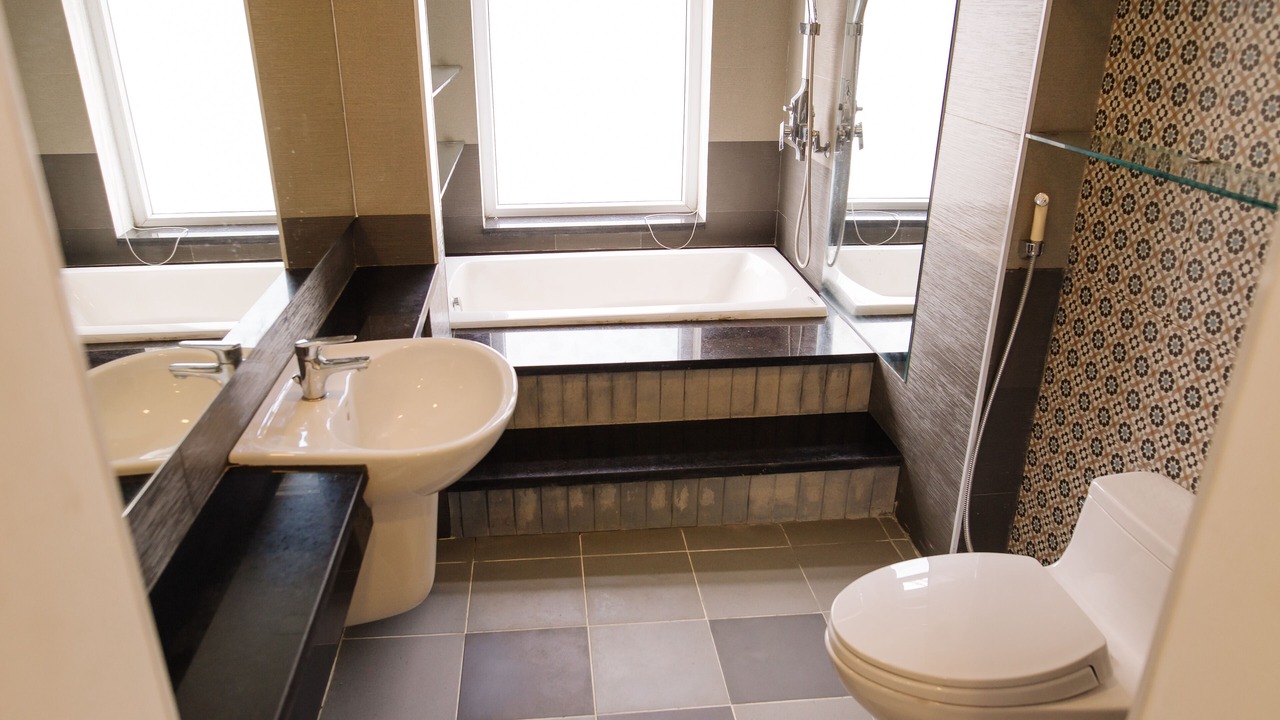 Photo of Bathroom in Hue City Centre