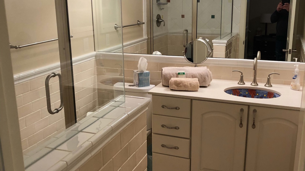 Photo of Bathroom in Sand Key