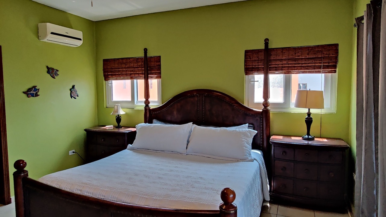 Photo of Bedroom in West End