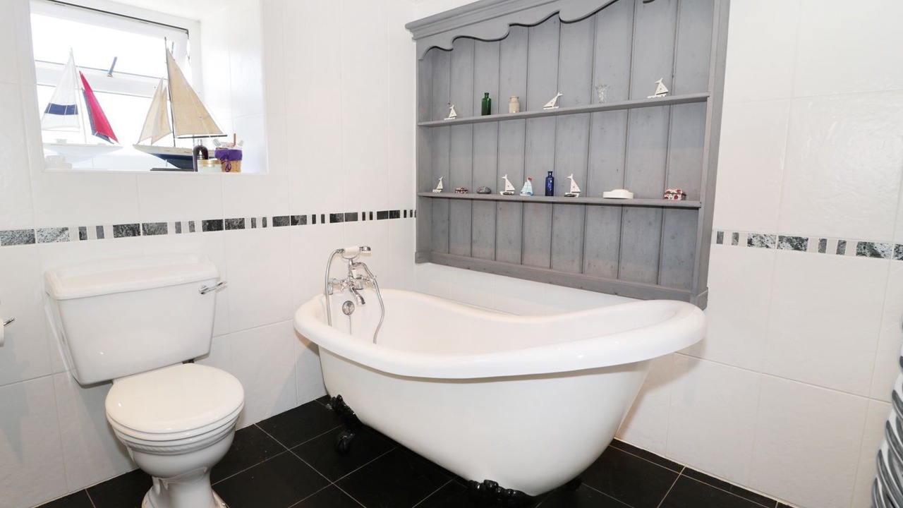Photo of Bathroom in Eastgate