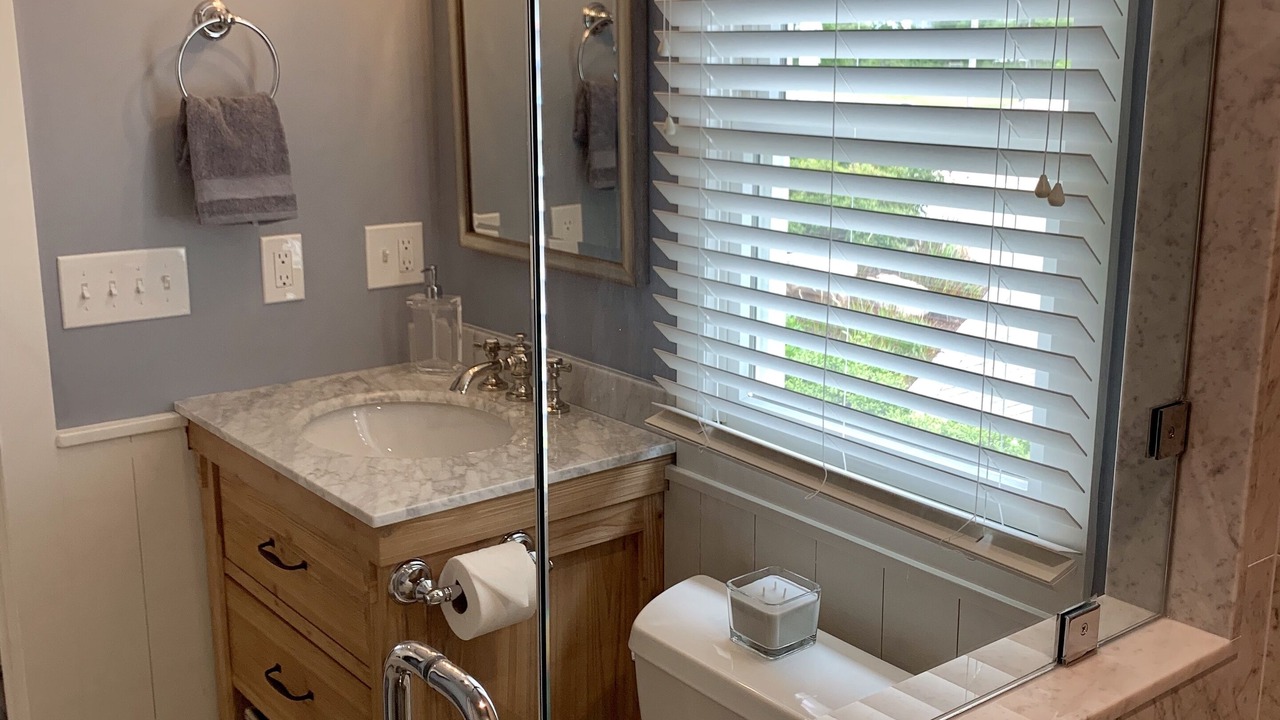 Photo of Bathroom in Point Judith