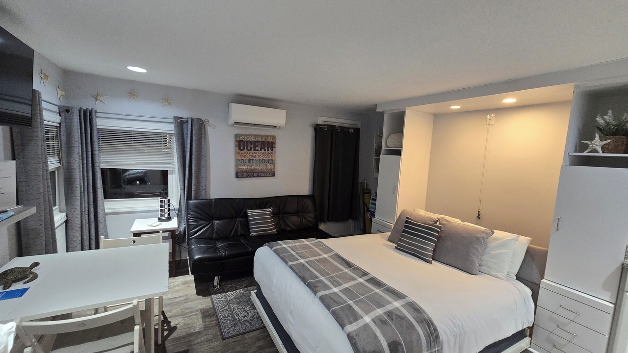 Photo of Bedroom in Clearwater Beach