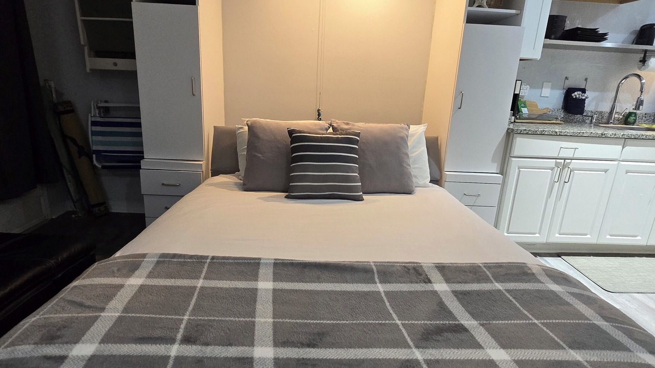 Photo of Bedroom in Clearwater Beach