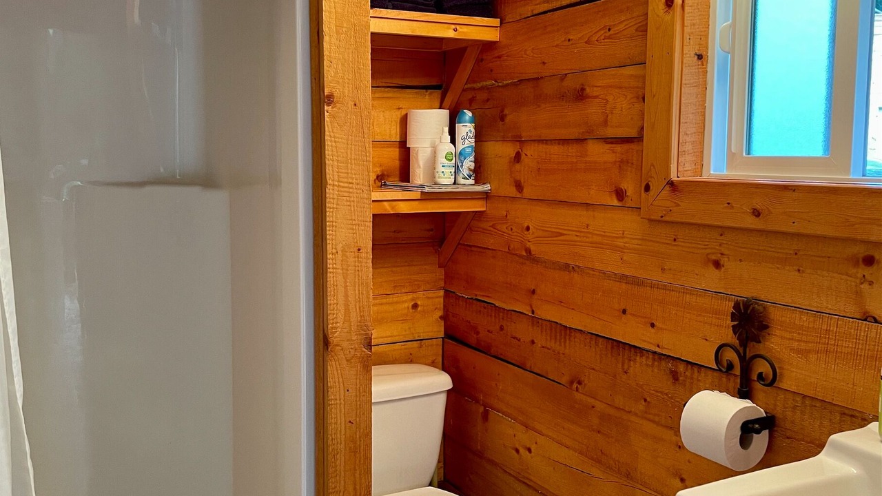 Photo of Bathroom in Cooper Landing