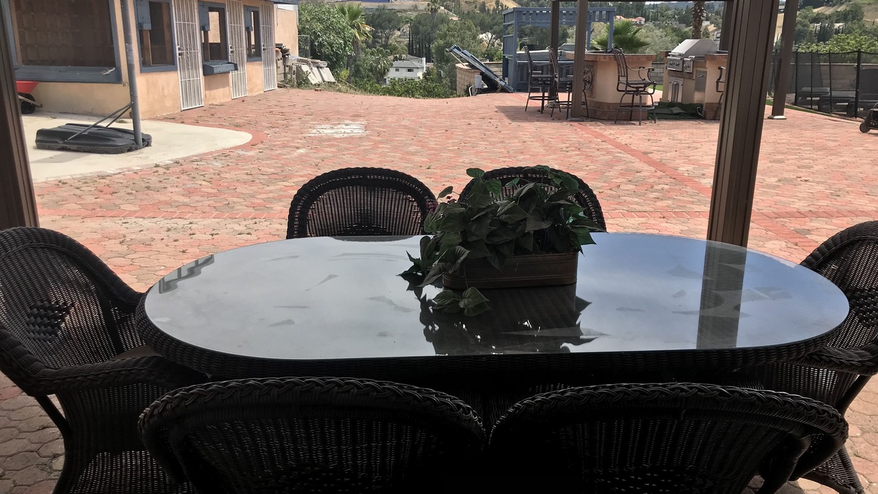 Photo of Outdoor in Woodland Hills