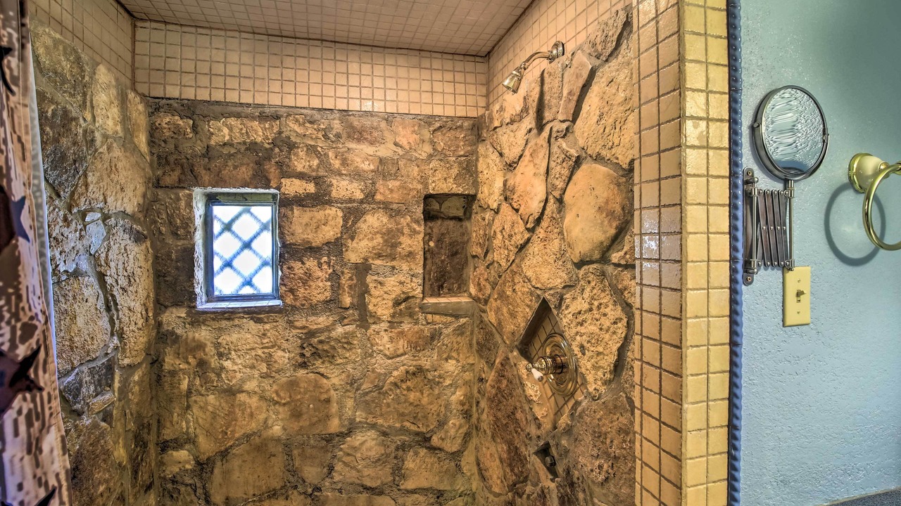 Photo of Bathroom in Wetmore