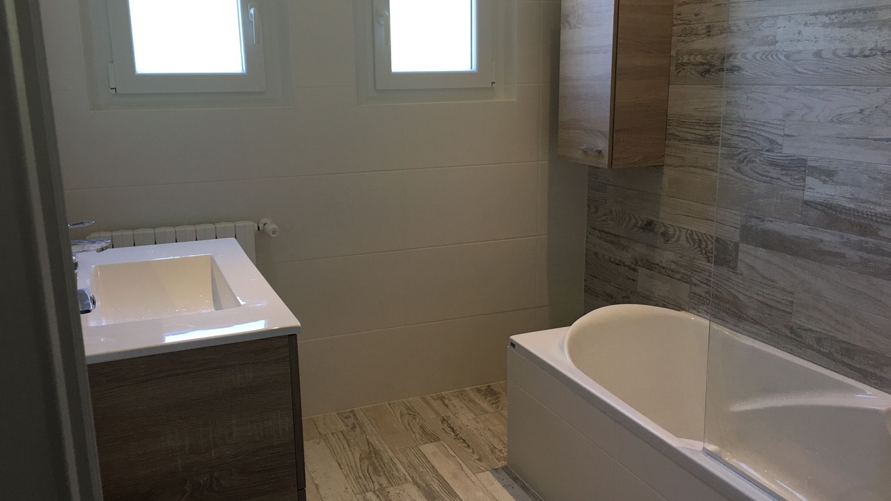 Photo of Bathroom in Plougasnou