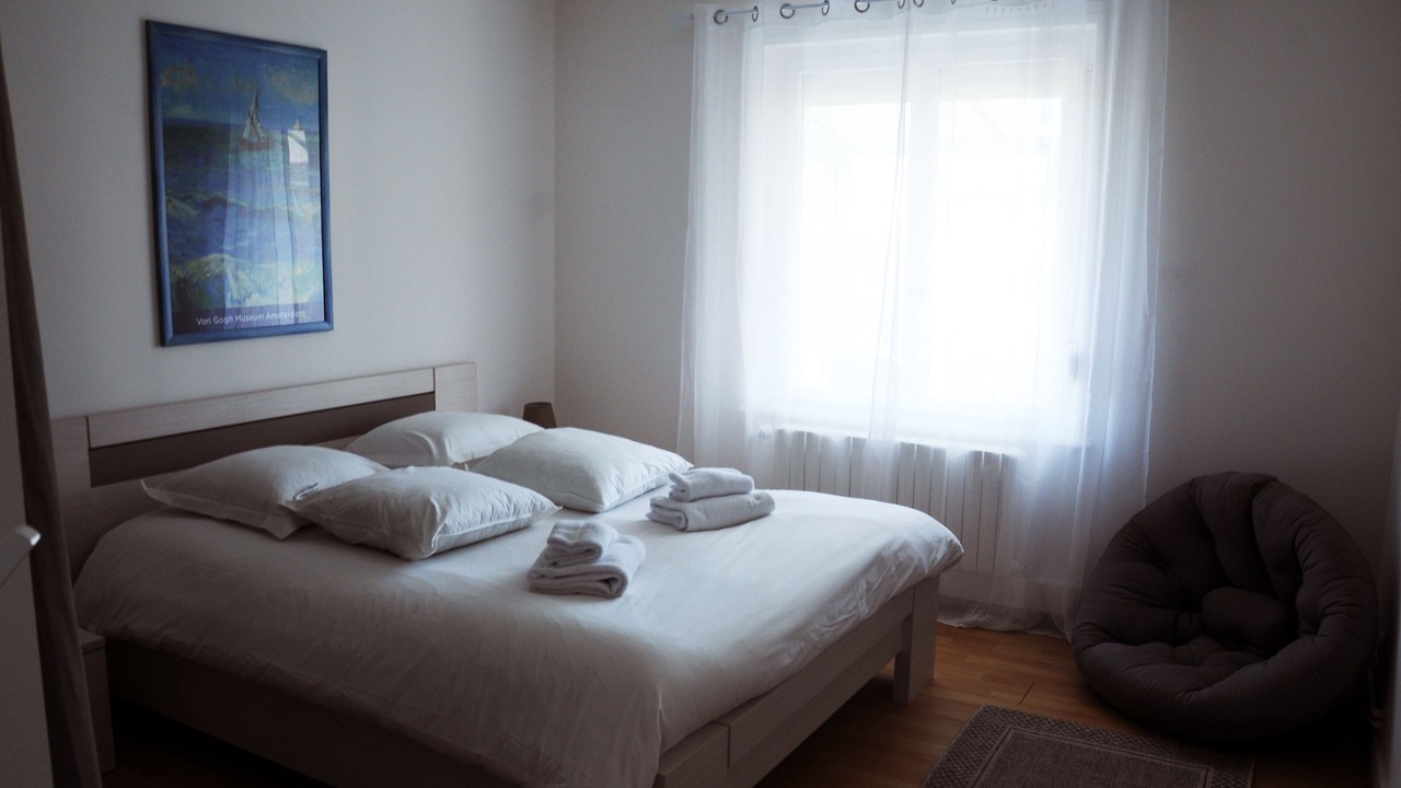 Photo of Bedroom in Plougasnou